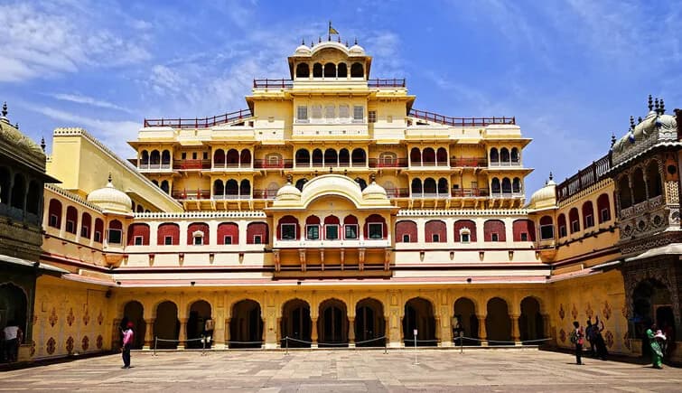 City Palace, Jaipur — Rajasthan travel destination