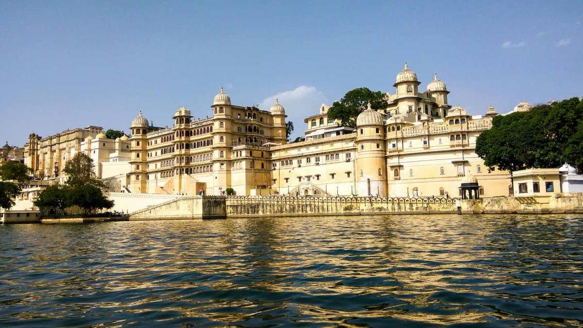 Best Vehicle for Your Rajasthan Group Tour — Complete Comparison 2026